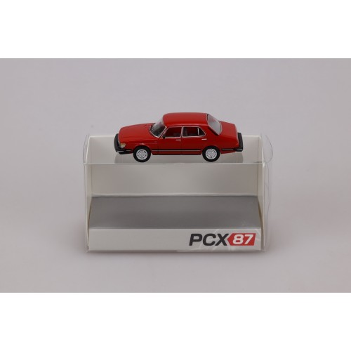 Saab 900 4-door 1981 - red